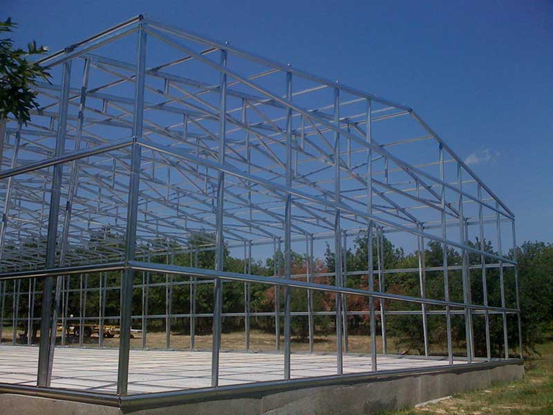 Metal building frame